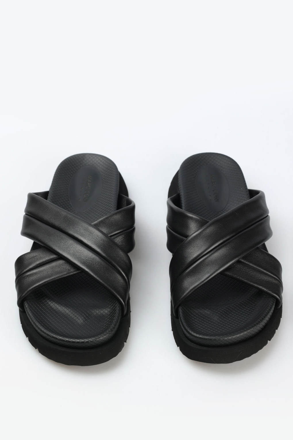 Шлепки Marc Cony