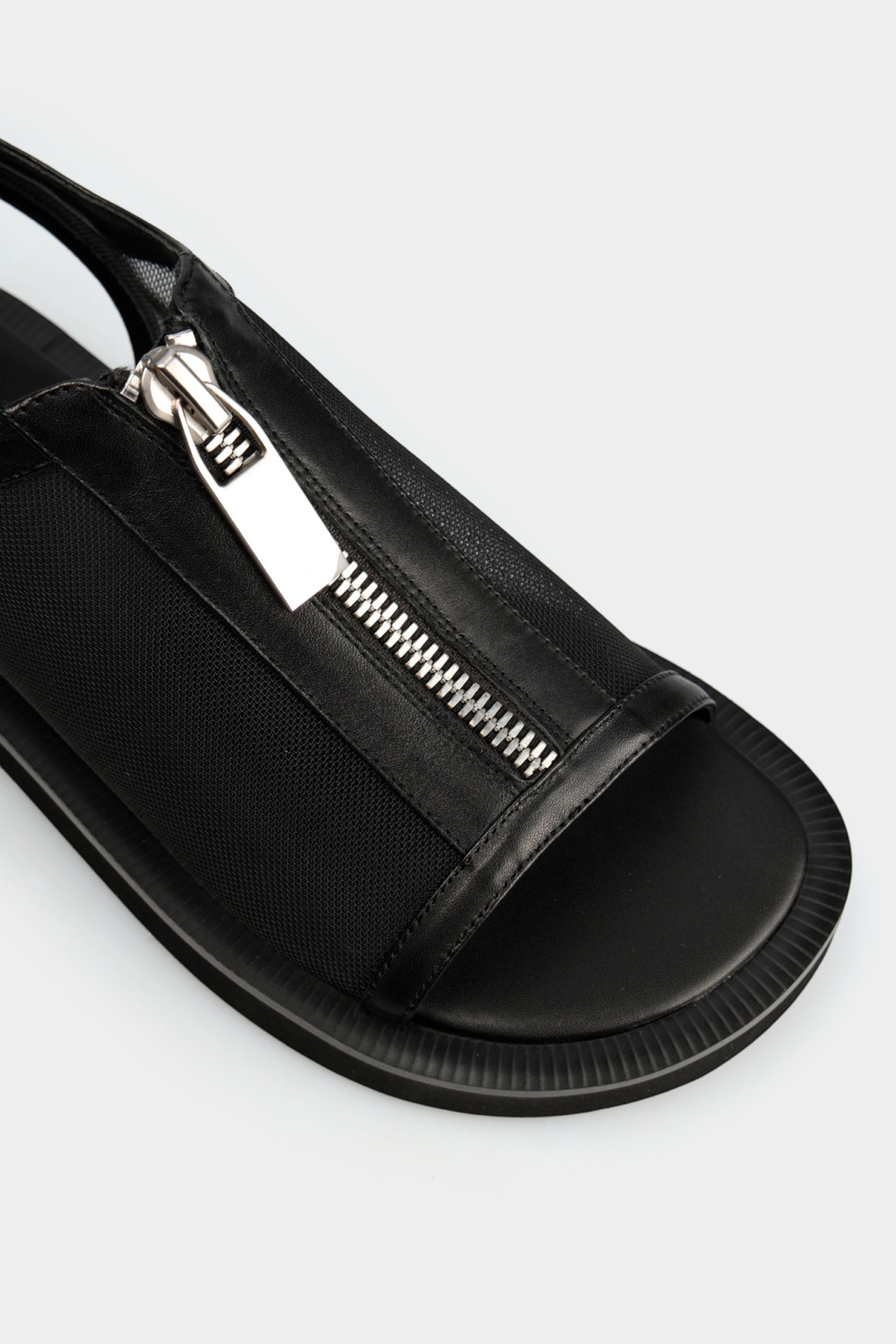 Сандалии Marc Cony