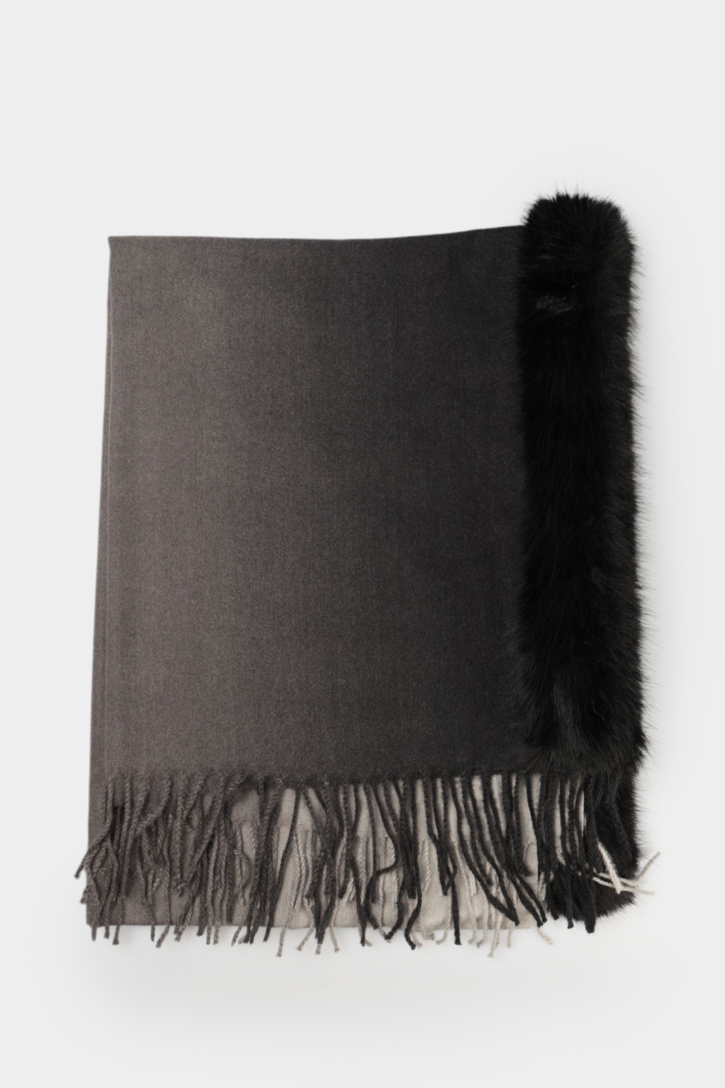 Палантин Marc Cony