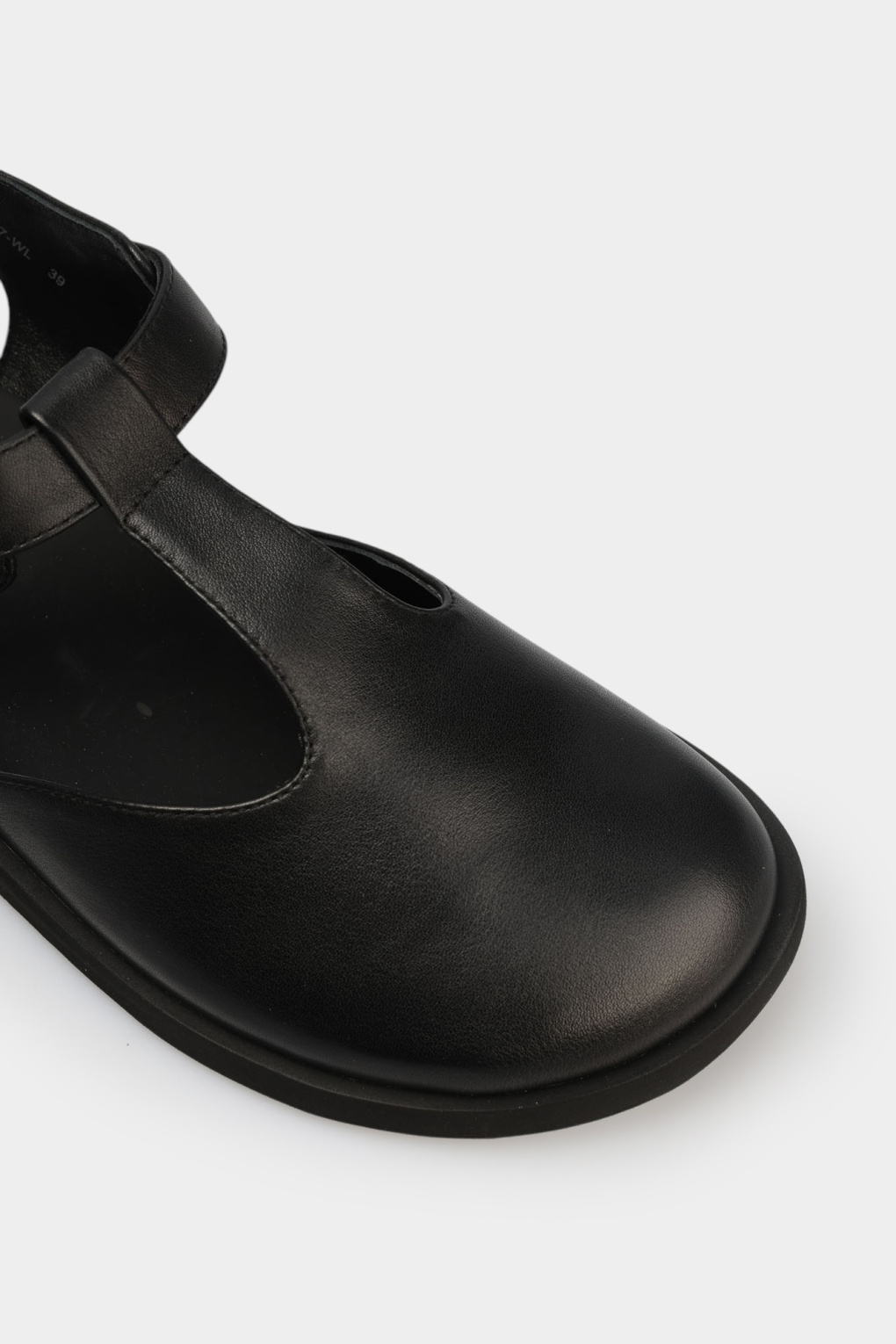 Сандалии Marc Cony