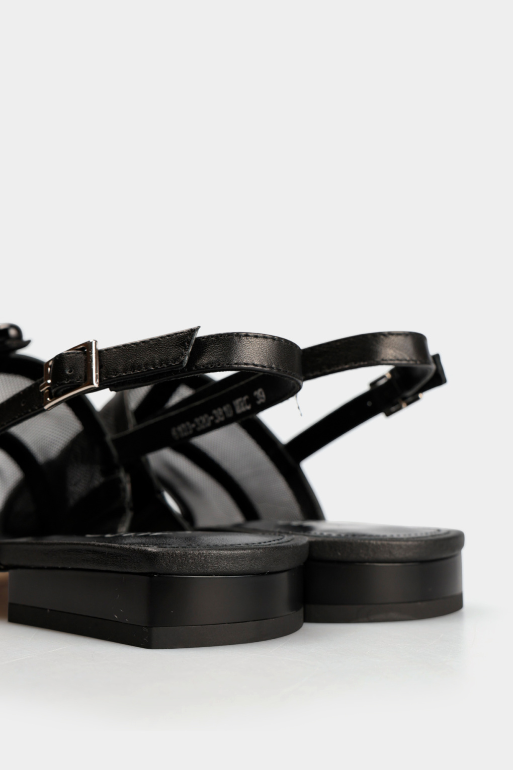 Босоножки Marc Cony