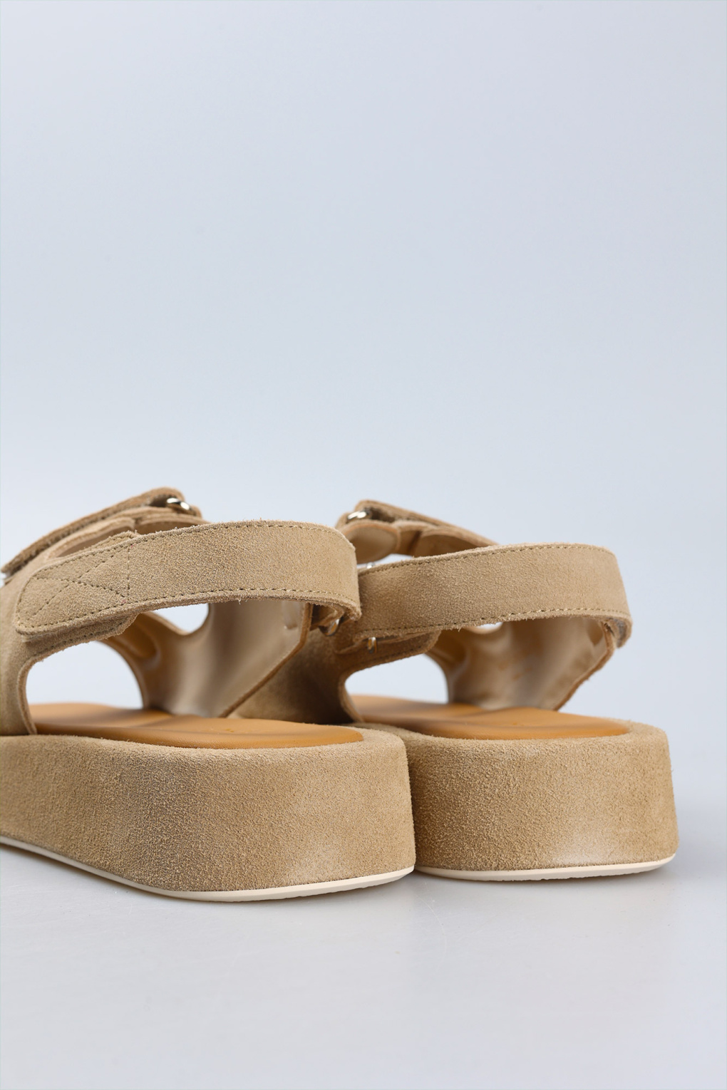 Сандалии Marc Cony