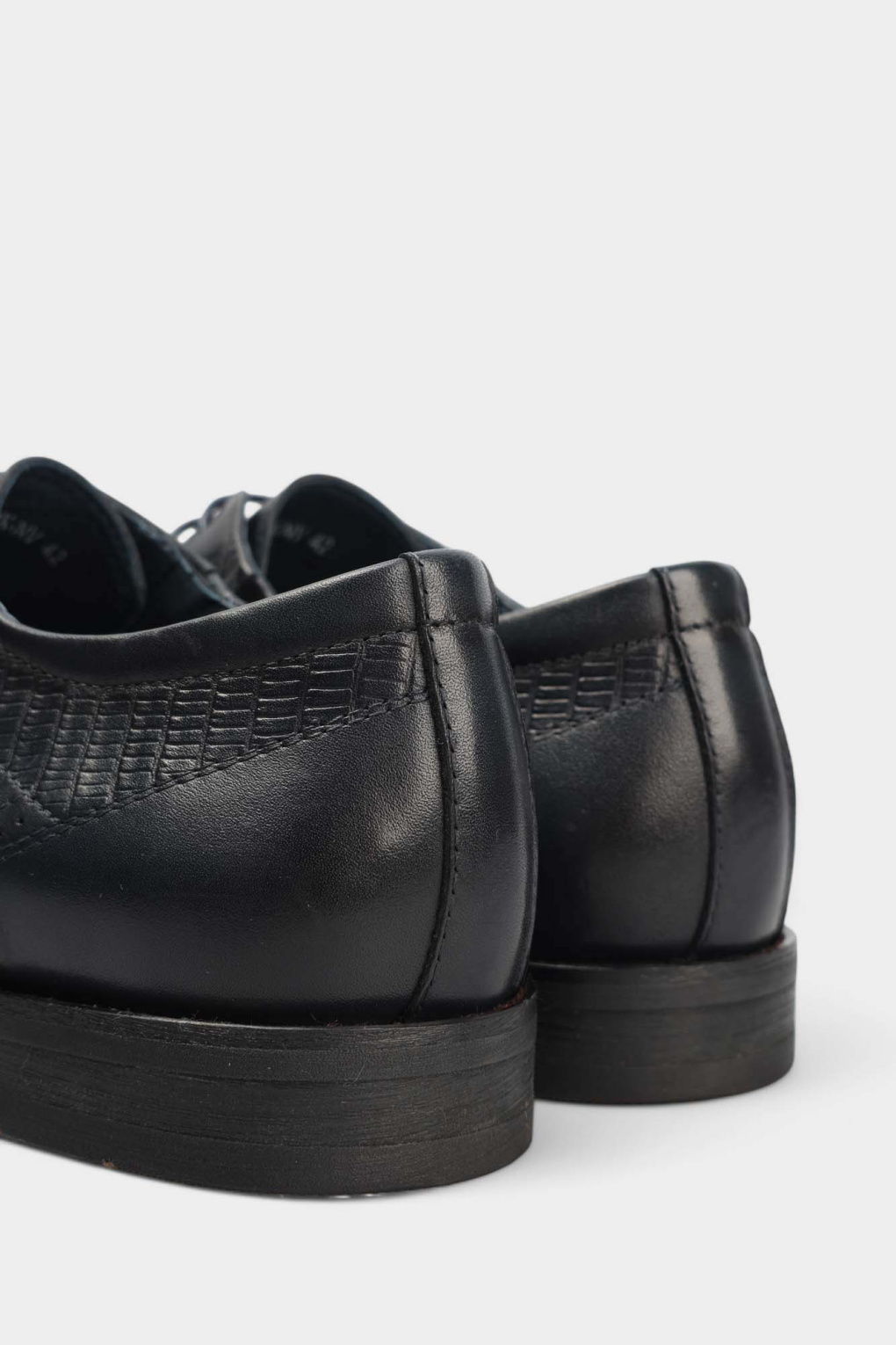 Туфли классика Marc Cony