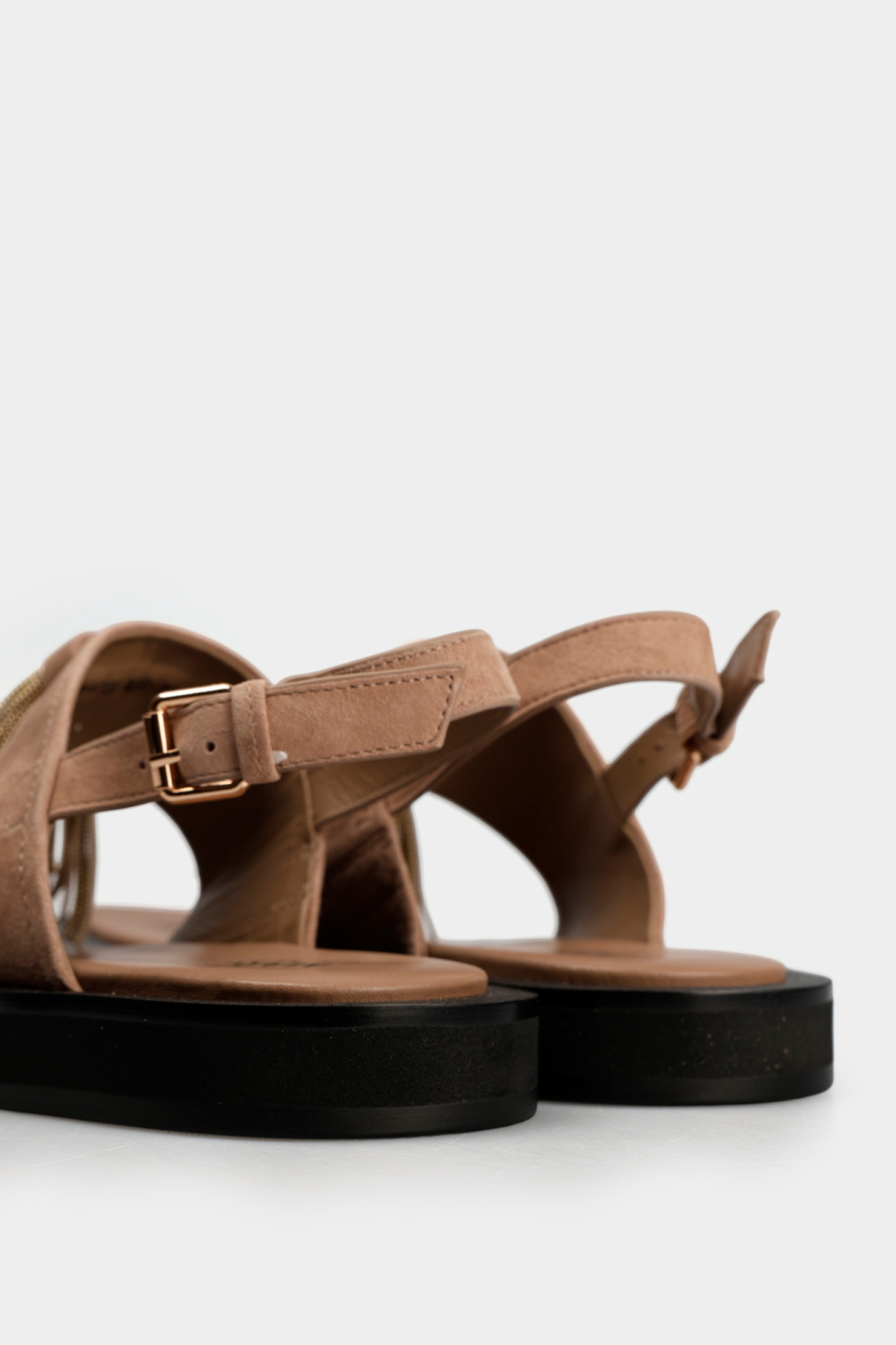 Сандалии Marc Cony