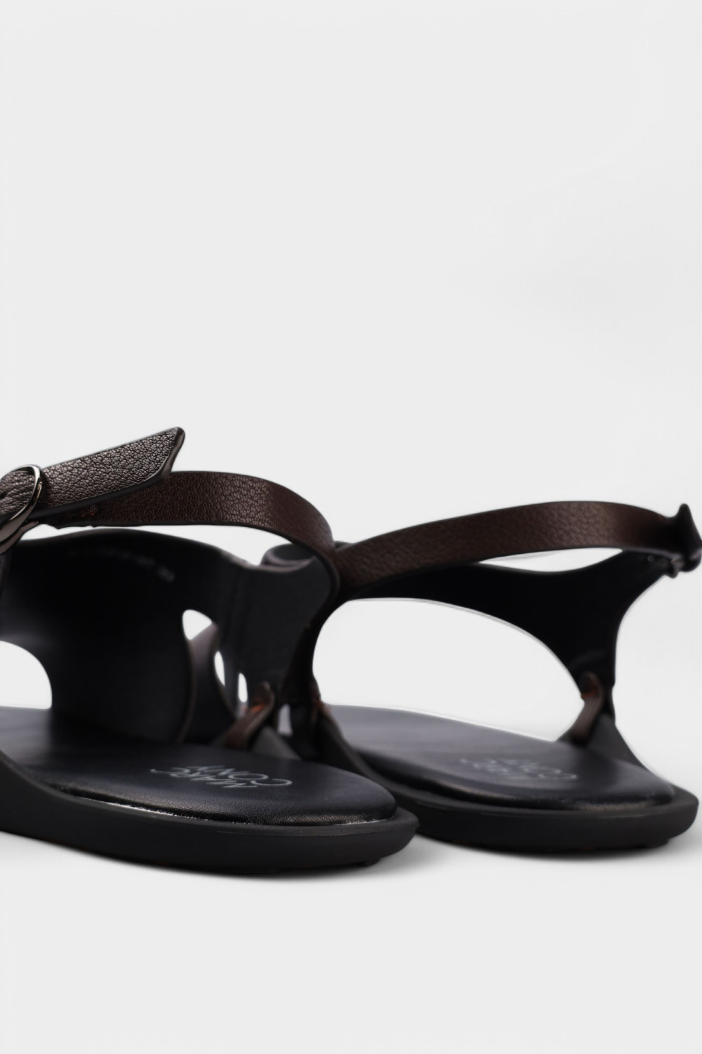 Сандалии Marc Cony