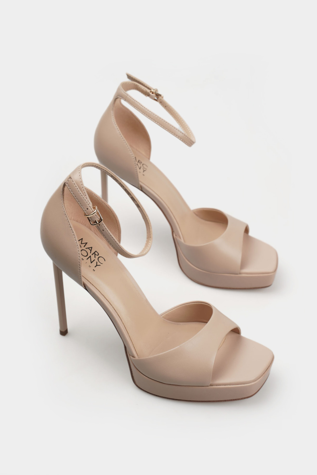 Босоножки Marc Cony