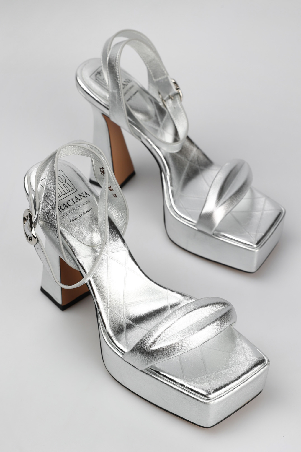 Босоножки Graciana