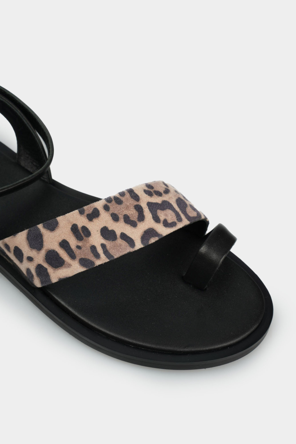 Сандалии Marc Cony