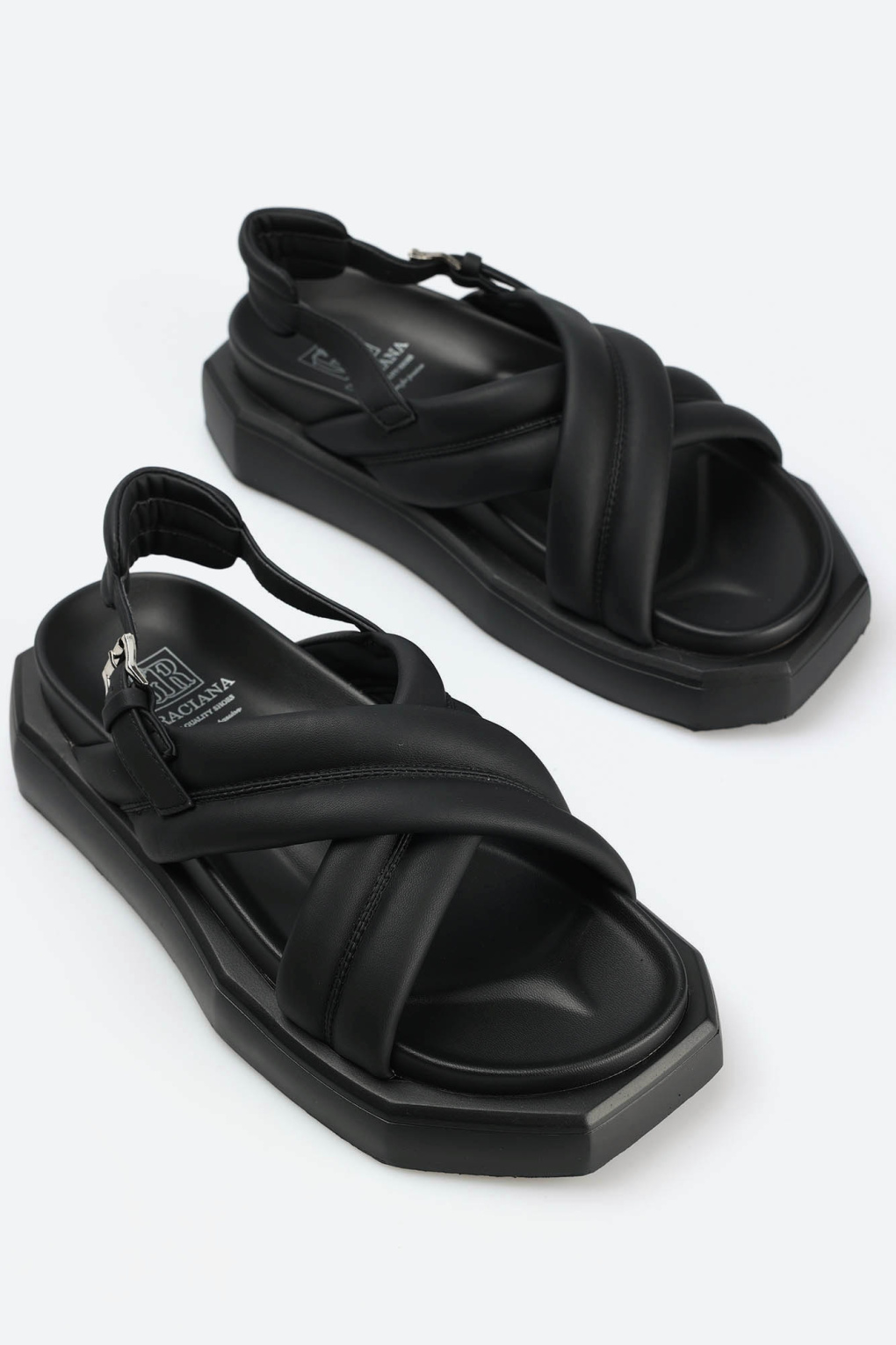 Сандалии Graciana