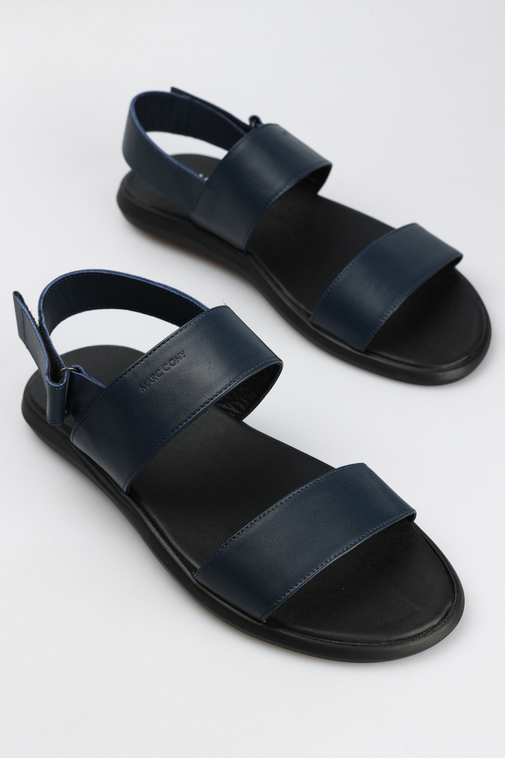 Сандалии Marc Cony
