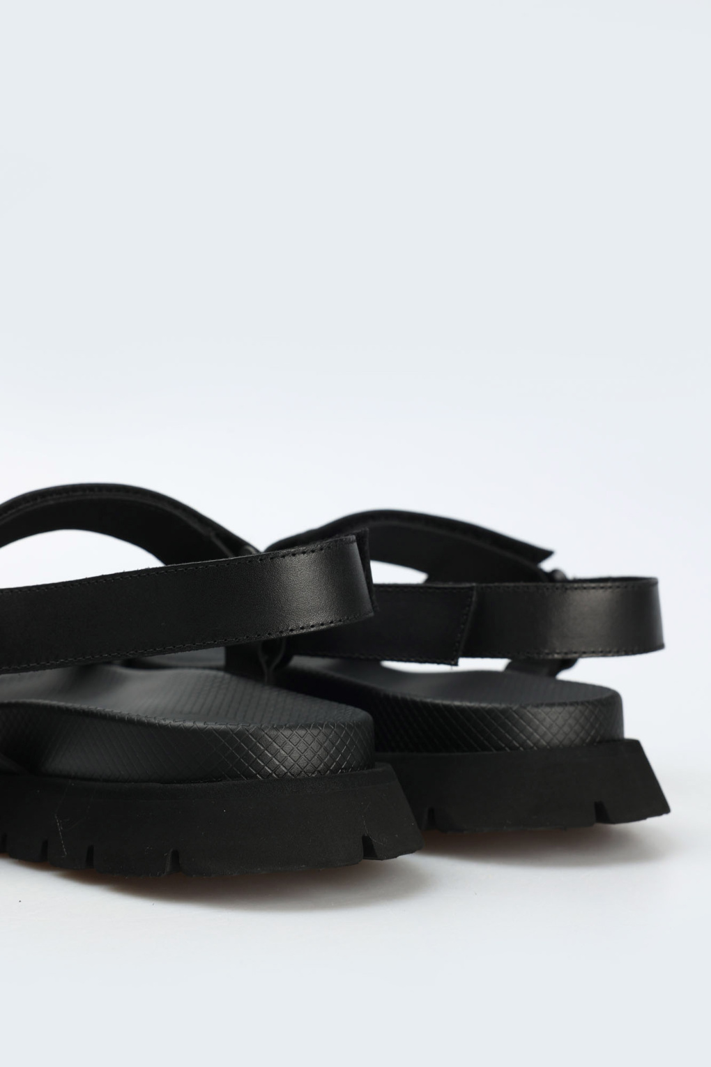 Сандалии Marc Cony