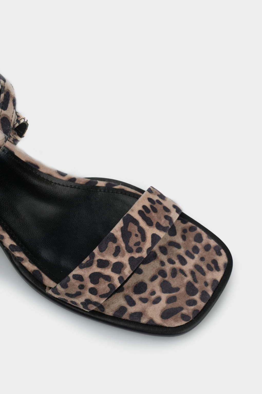 Босоножки Marc Cony