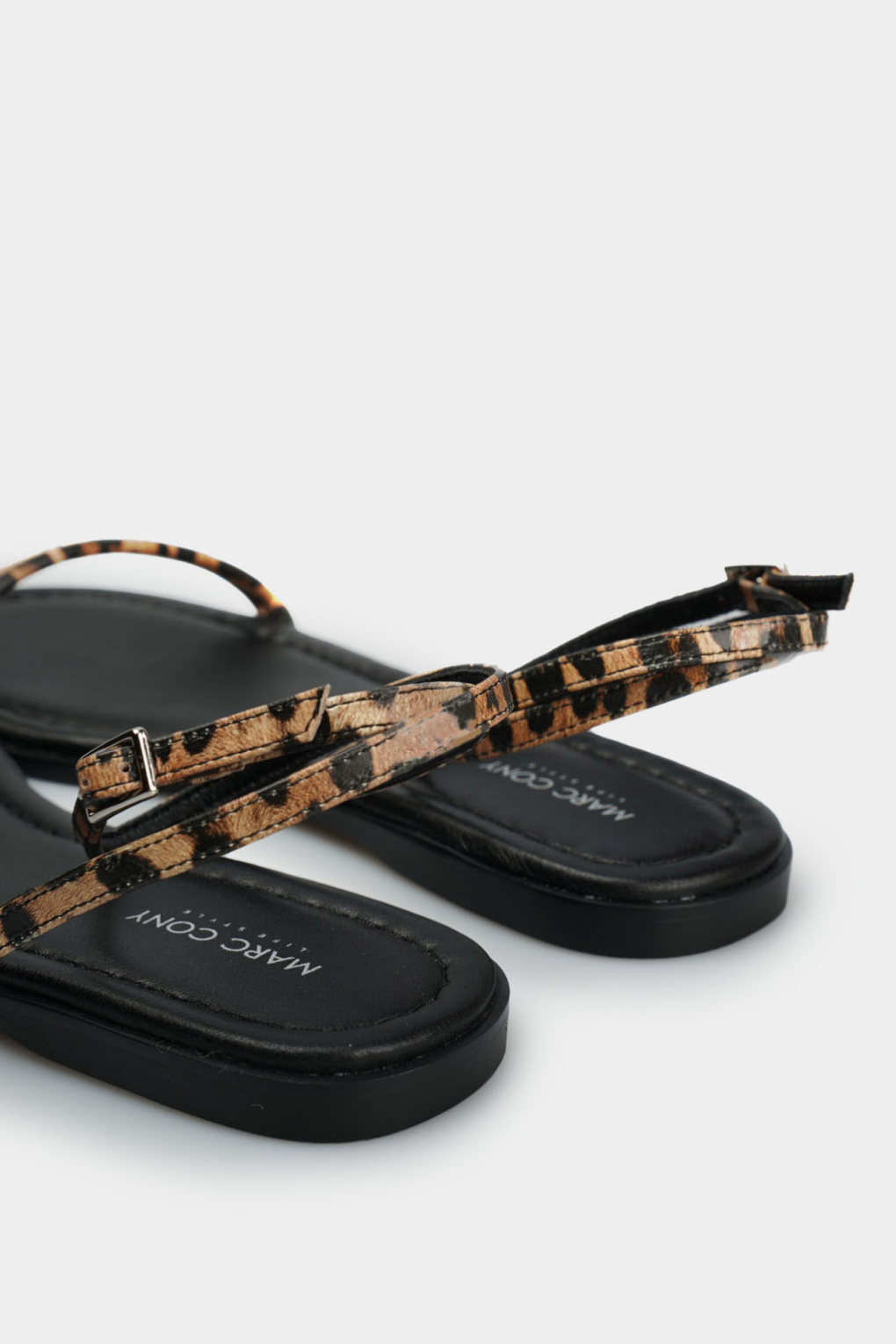 Сандалии Marc Cony