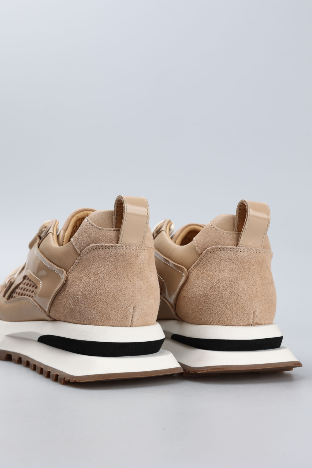 Кроссовки Graciana