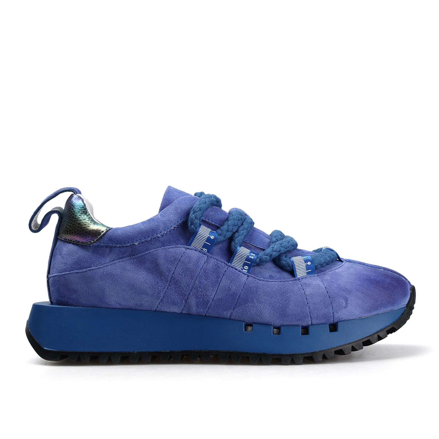 Кроссовки Graciana