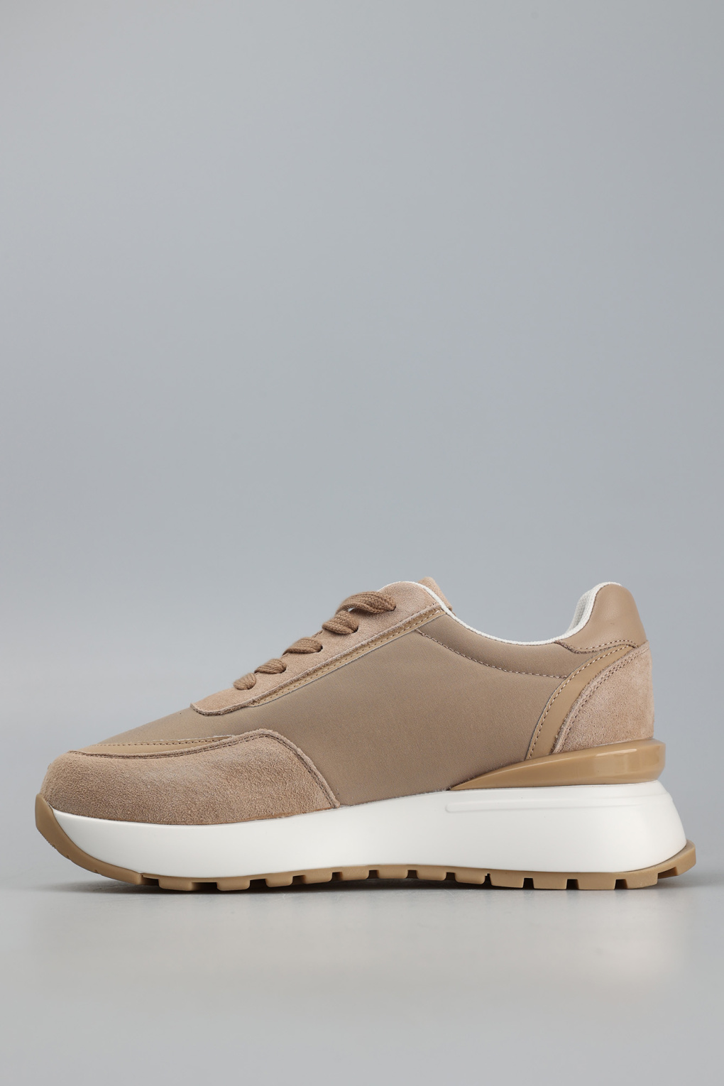 Кроссовки Graciana