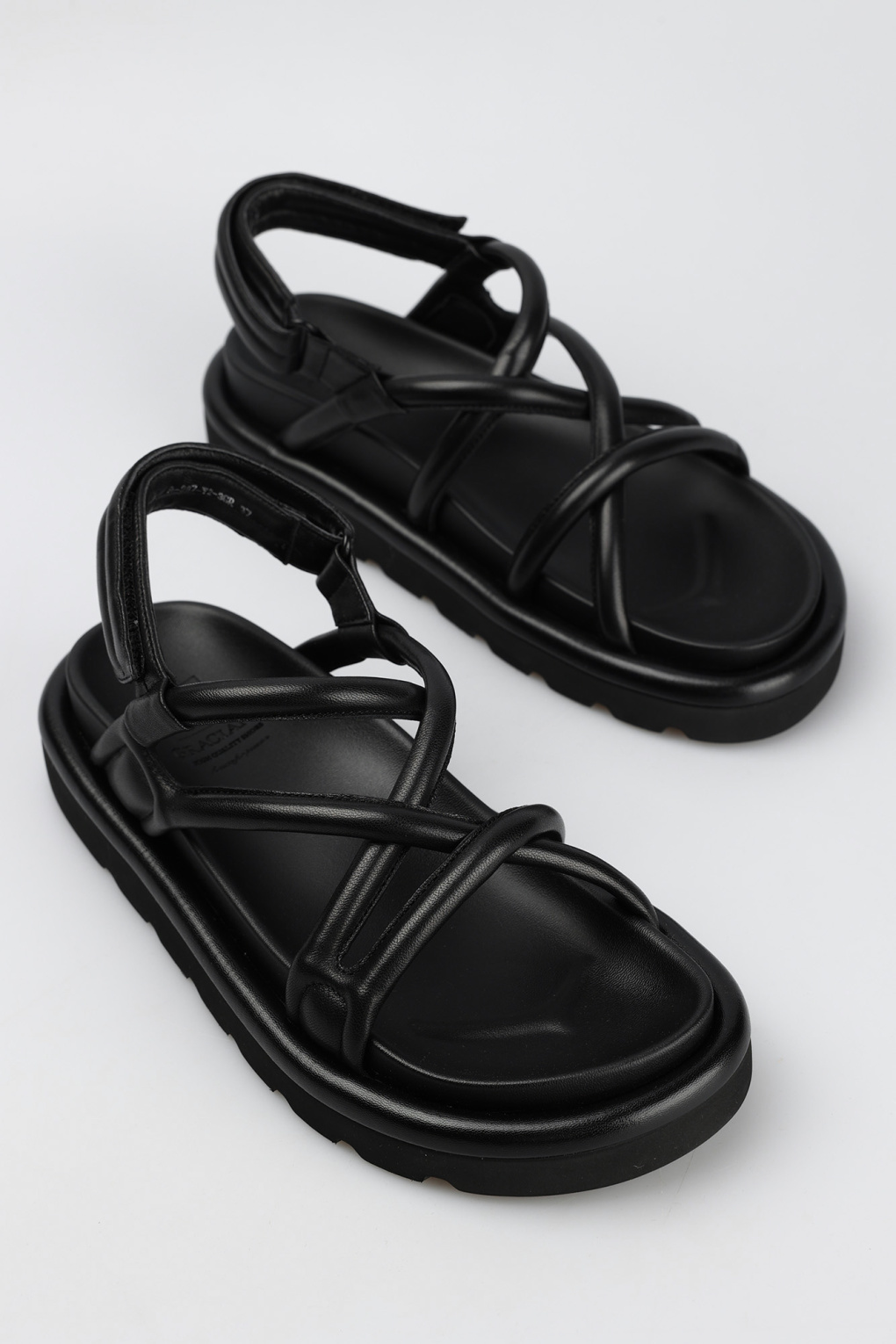 Сандалии Graciana