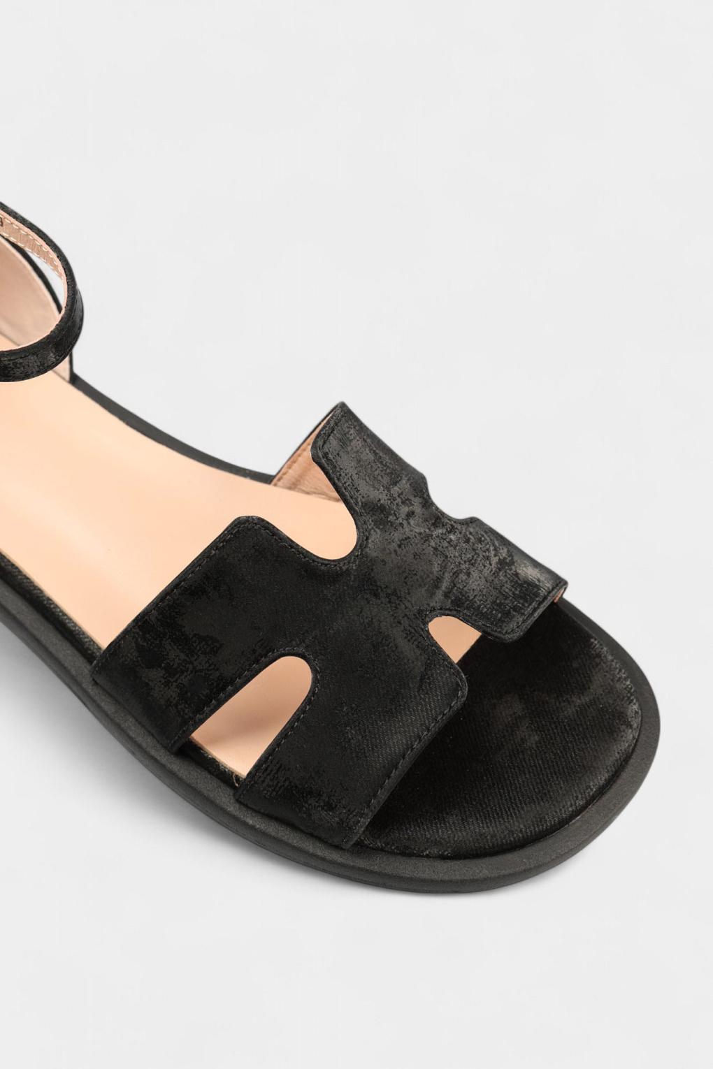 Сандалии Marc Cony