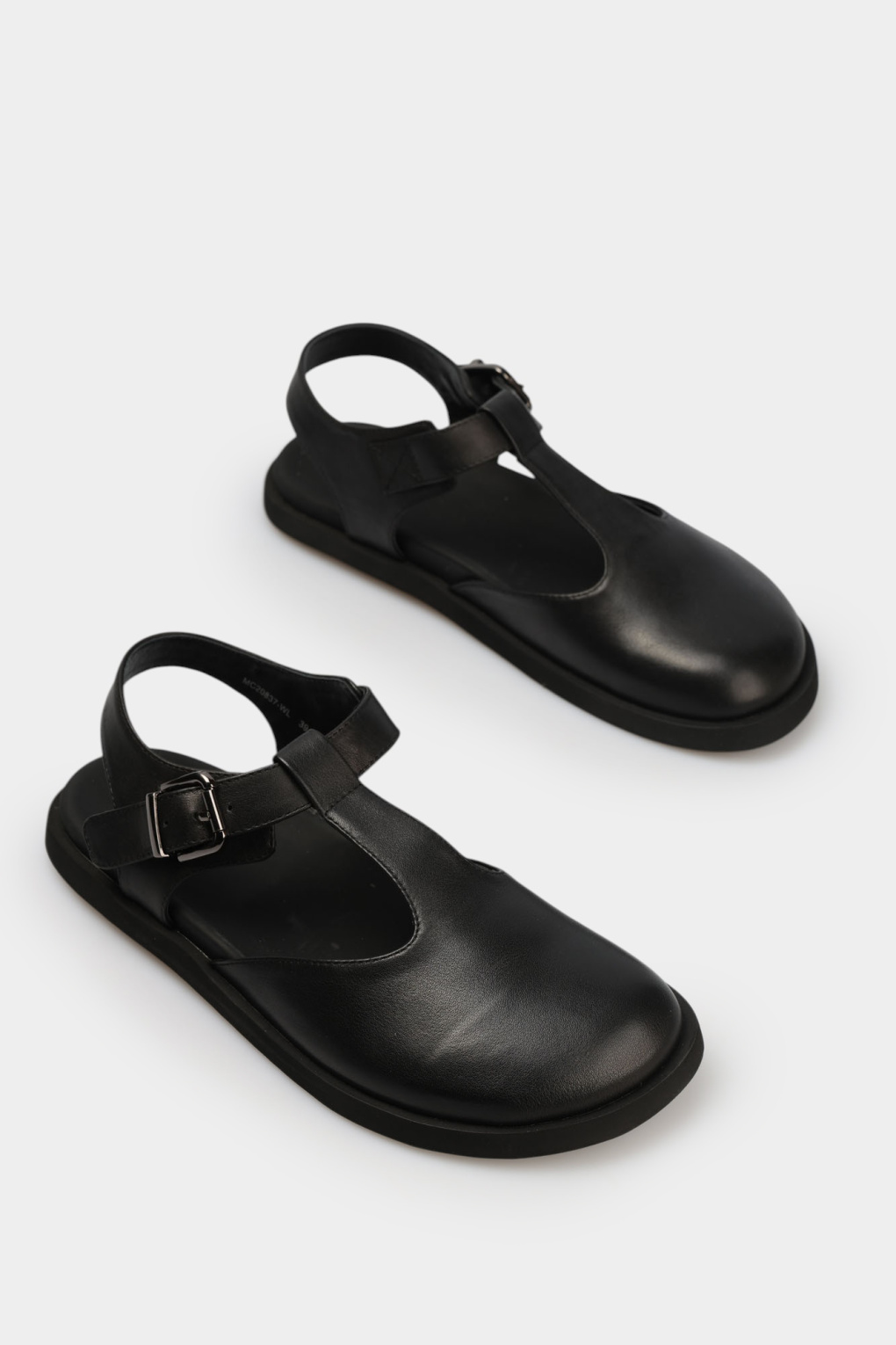 Сандалии Marc Cony