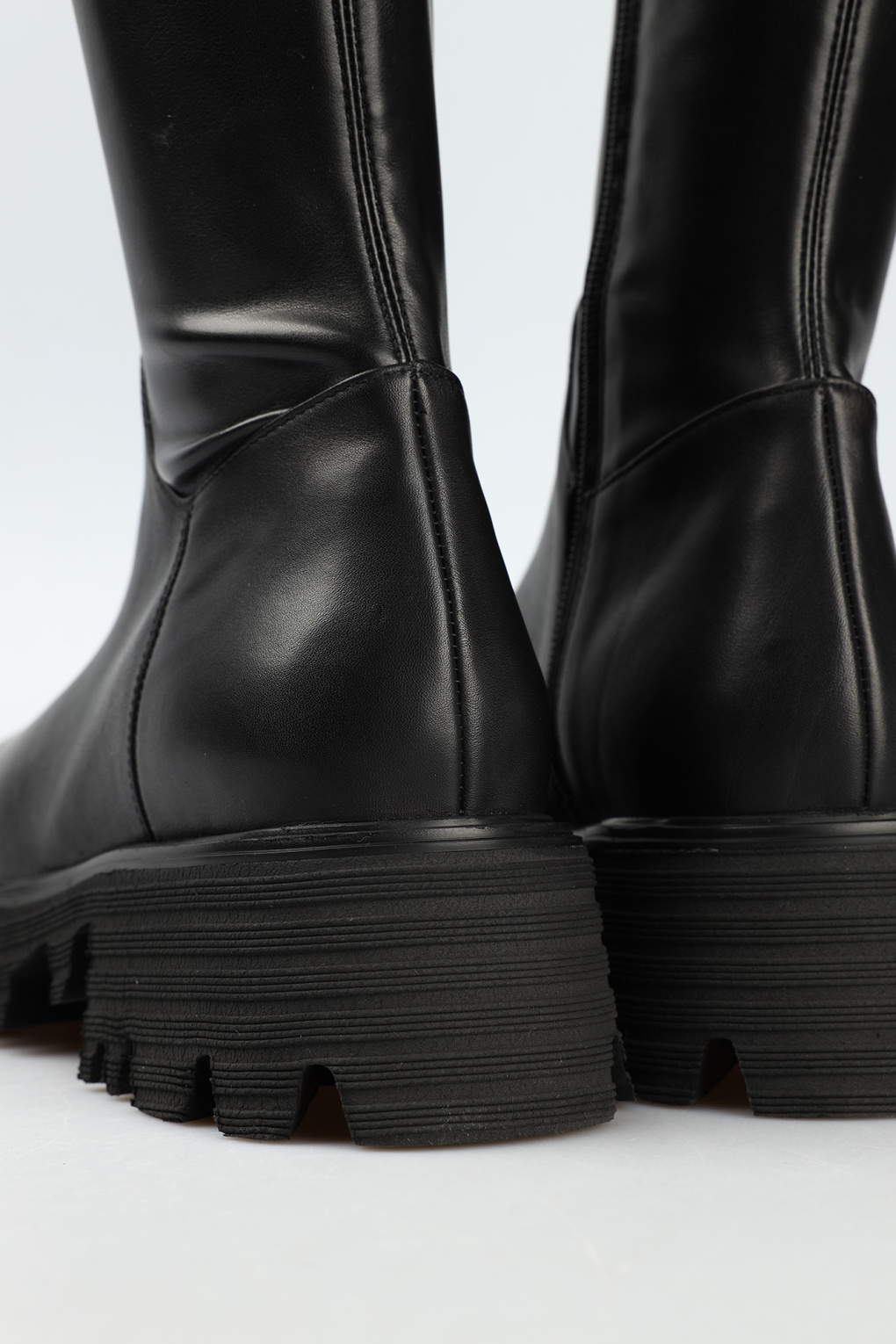 Сапоги ботфорты Marc Cony