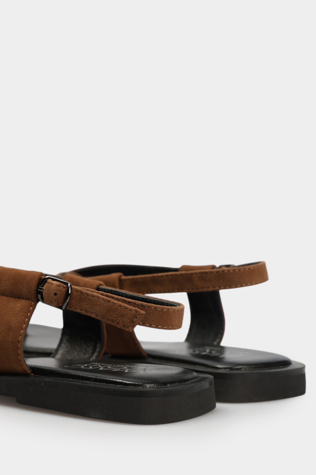 Сандалии Marc Cony