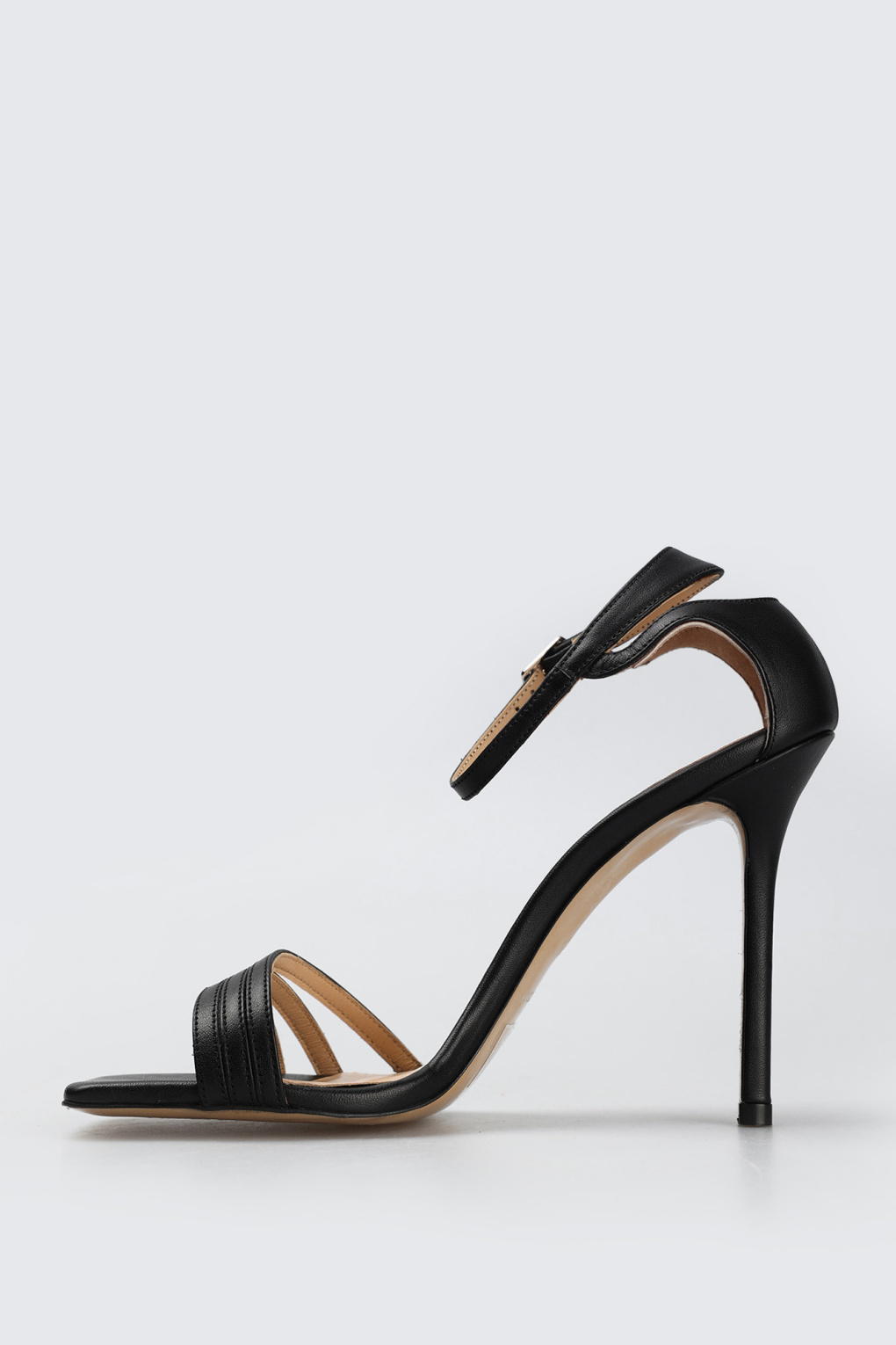 Босоножки Marc Cony