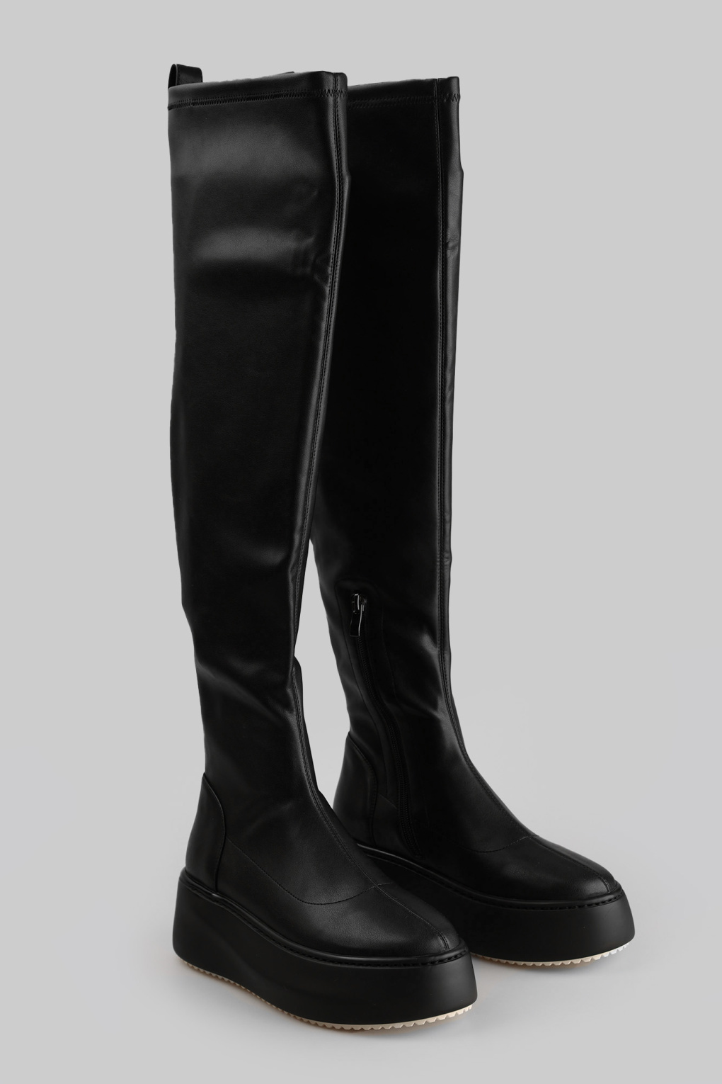 Сапоги ботфорты Marc Cony